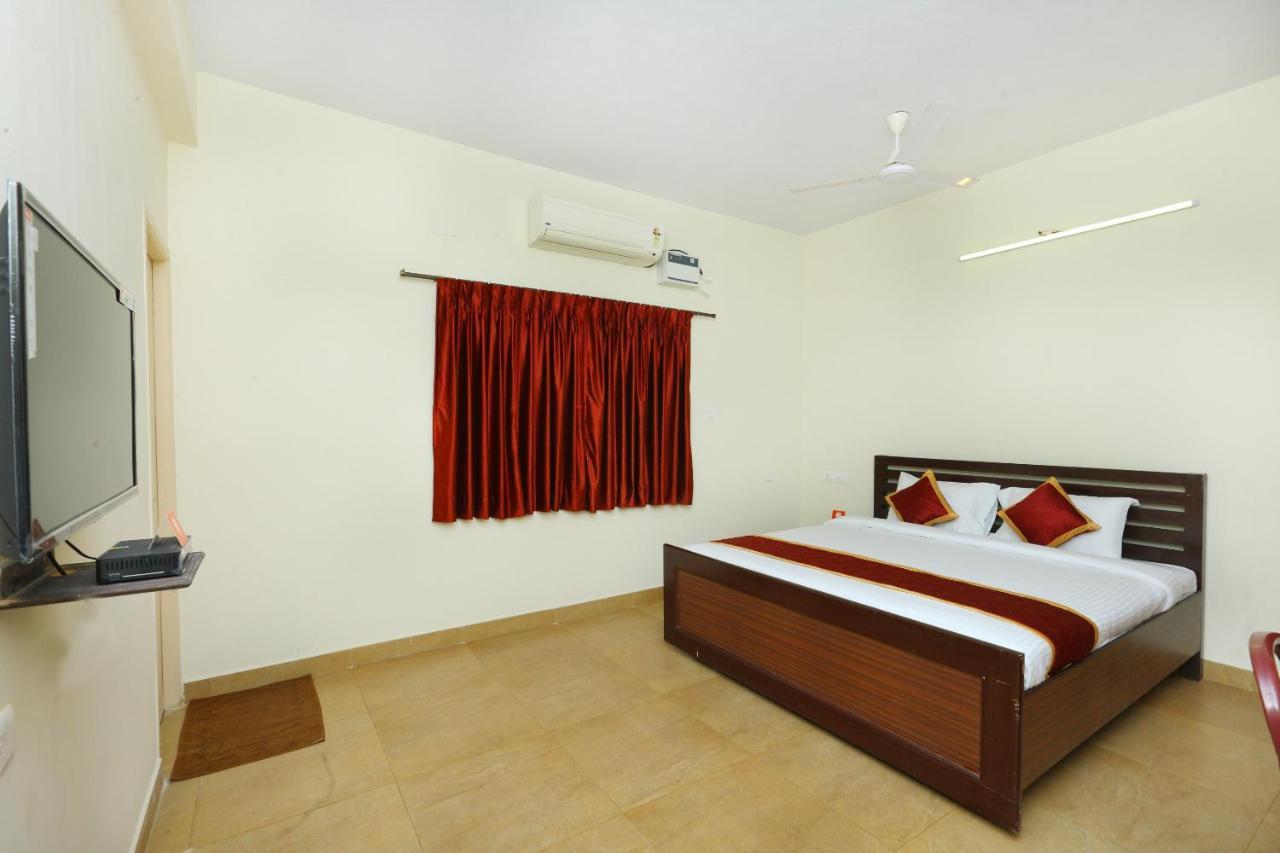 Capital O Twilight Bay Hotel Chennai Exterior foto
